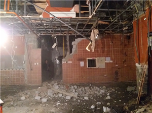 成都武侯區(qū)凱德廣場(chǎng)拆除西餐廳20191014