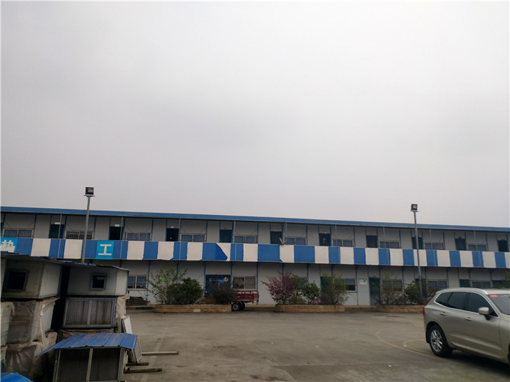 成都混凝土拆除清運施工團(tuán)隊專業(yè)工程地面混凝土拆除