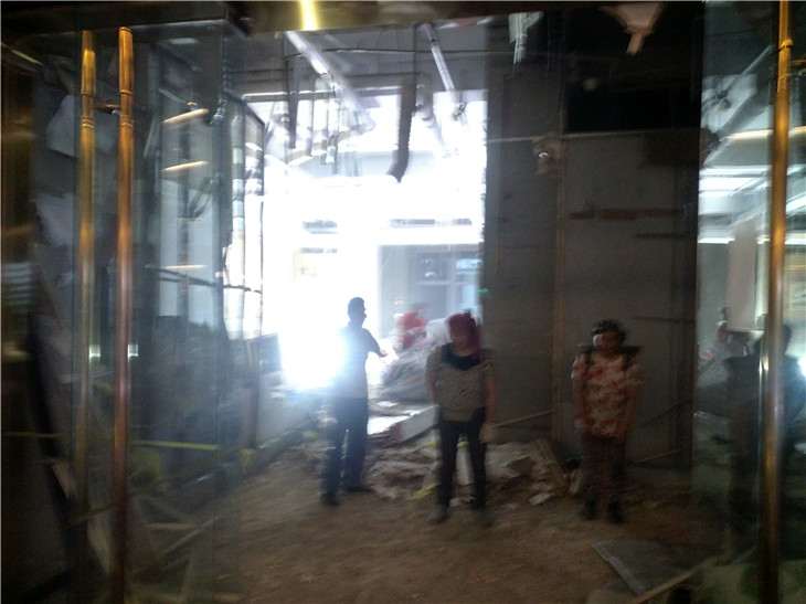 成都銀泰中心in99商場拆除清運施工撤場