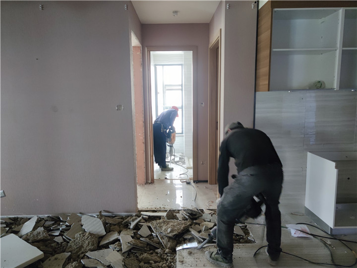 恒大曹家巷拆除清運4月施工記錄成都戰狼拆除