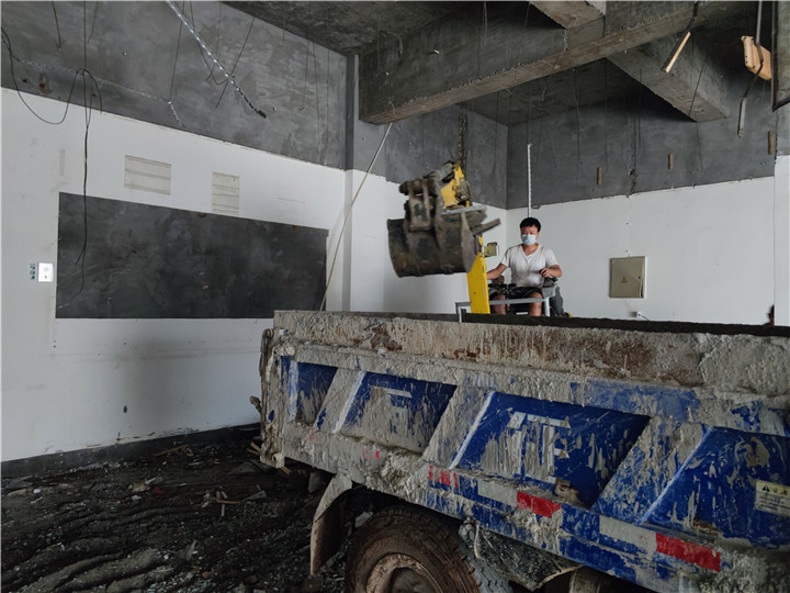 遂寧唐家鄉(xiāng)銀行拆除案例成都室內(nèi)裝修拆除公司-成都戰(zhàn)狼拆除